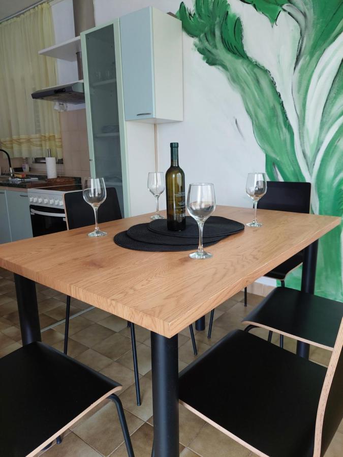 Apartman Marija II Omisalj Exterior photo