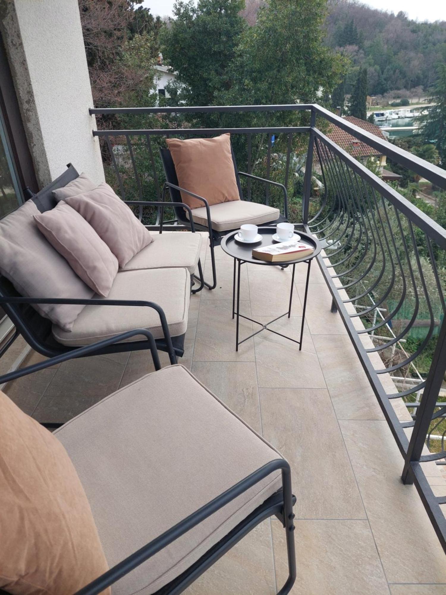 Apartman Marija II Omisalj Exterior photo